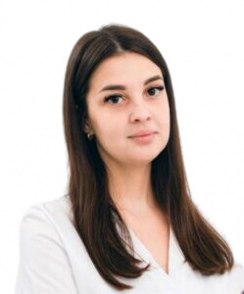 Евстигнеева (Уварова) Варвара стоматолог