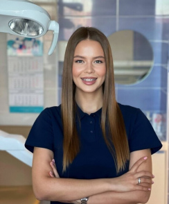 Емелина Виктория Николаевна стоматолог