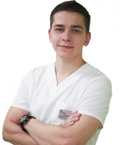 Довбенко Дмитрий Сергеевич стоматолог