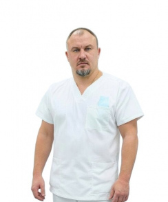 Радзевич Артур Станиславович стоматолог